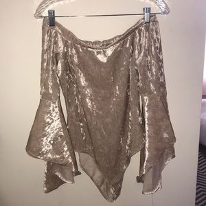 Bell sleeve body suit